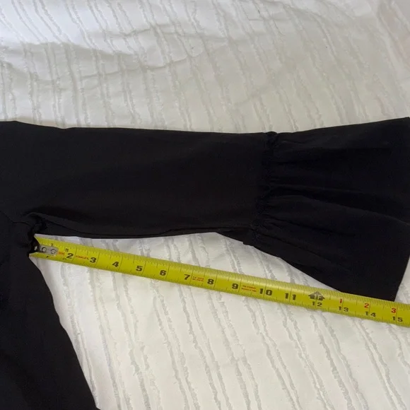 Tuckernuck Pomander Place Black crepe Ruffled Women's Top - Picture 7 of 9